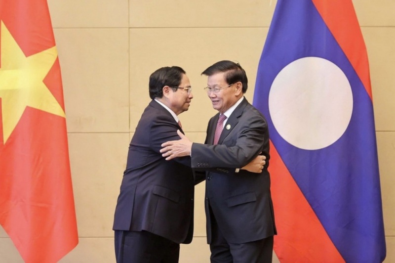 Thủ tướng Phạm Minh Chính hội kiến Chủ tịch nước Lào Thongloun Sisoulith -0