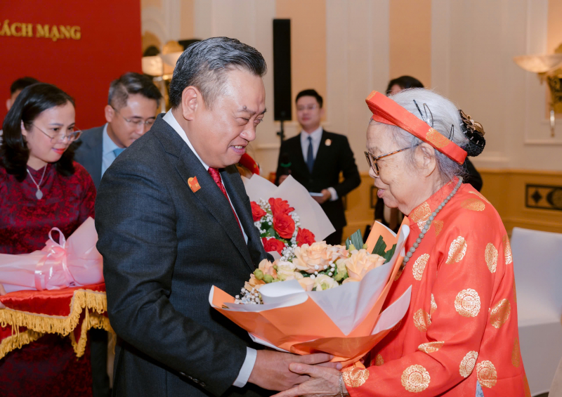 Hà Nội gặp mặt, tri ân Mẹ Việt Nam Anh hùng, Người có công với cách mạng  -0