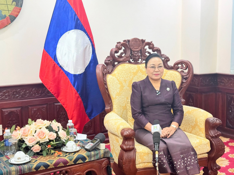 Vietnam a beacon of progress for developing nations: Laos and UK Ambassadors -0