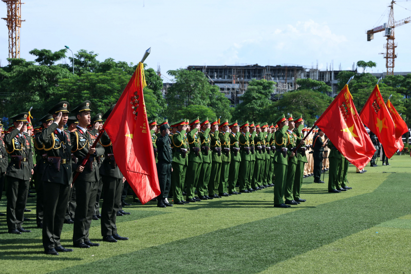 Khí phách CAND trong ngày hội lớn của dân tộc -0