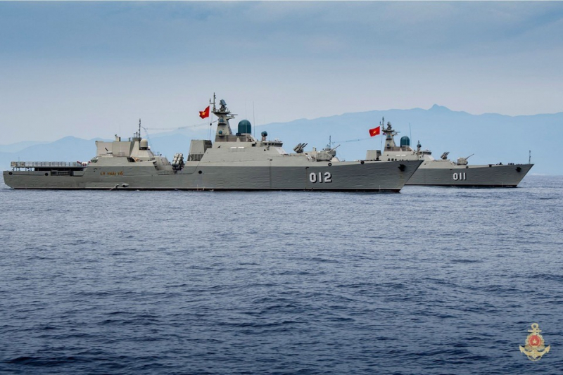 Vietnam Navy stages parade in Cam Ranh on National Day -0