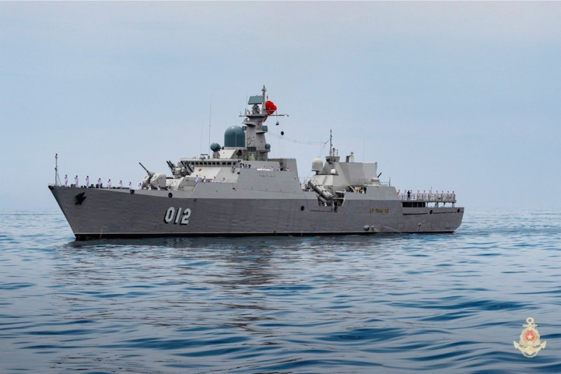 Vietnam Navy stages parade in Cam Ranh on National Day -0