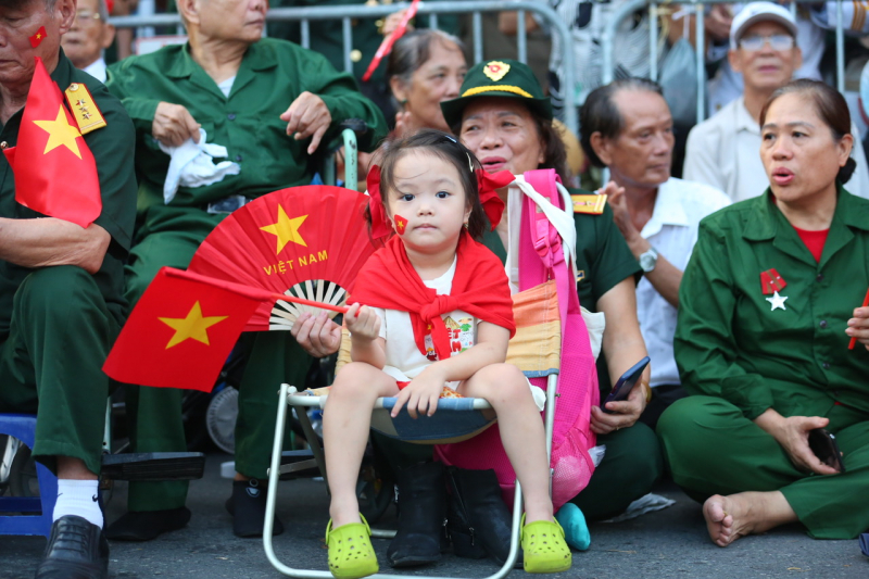 z6968153696389_902ca6980d06f4473c4f13b653a760f1.jpg -0