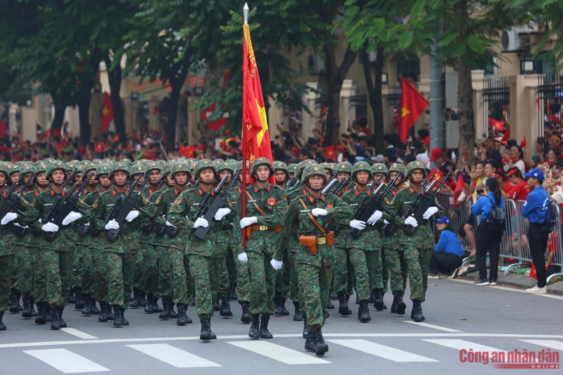 z6968356990697_3517cf77dc653540d5848f24faba62a1.jpg -0