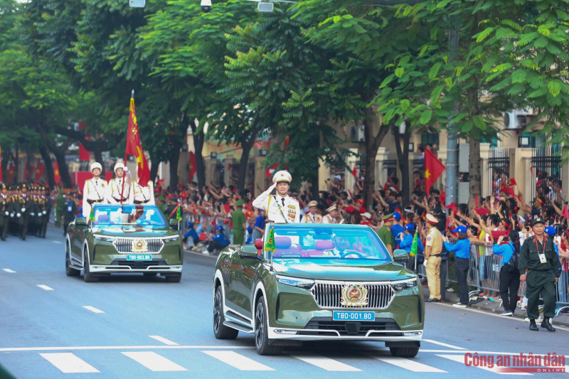 z6968357066939_ddcc155a07804875ee039c57bed997a9.jpg -0