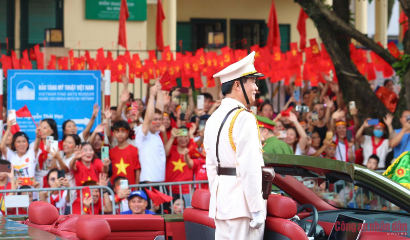 z6968357145749_239d7cd0e25fa4d11a6211b5768077d2.jpg -0