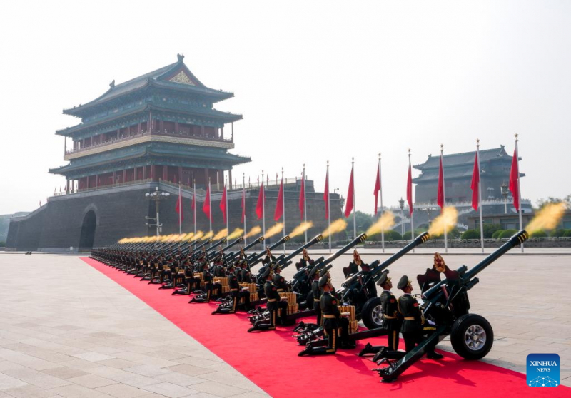 Hình ảnh ấn tượng Lễ duyệt binh kỷ niệm 80 năm Chiếc thắng phát xít của Trung  -0