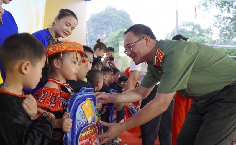 Khởi công xây dựng Trường Mầm non Sóc Hà - Ngôi nhà học tập giữa đại ngàn biên giới Cao Bằng -1