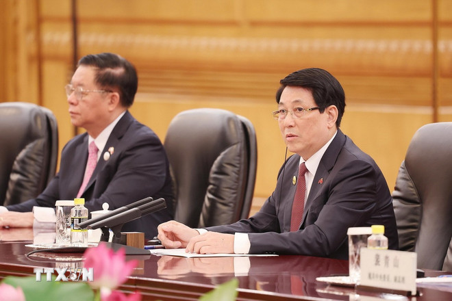 Việt Nam luôn ưu tiên hàng đầu việc củng cố và phát triển quan hệ Việt-Trung -0