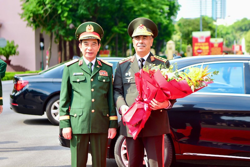 Đại tướng Phan Văn Giang chủ trì lễ đón Bộ trưởng Bộ Quốc phòng Azerbaijan -0