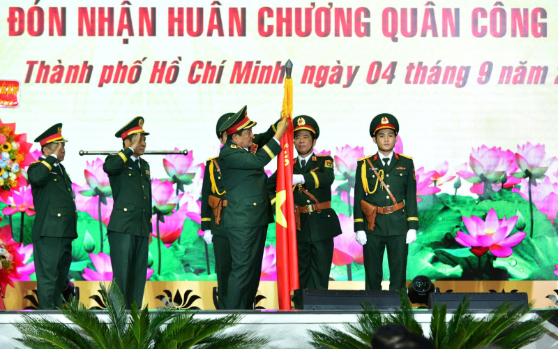 Lan tỏa phẩm chất, hình ảnh cao quý “Bộ đội Cụ Hồ” tỏa sáng trong lòng nhân dân -0