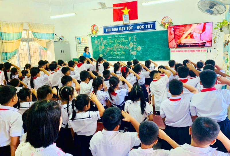 Sôi nổi lễ khai giảng năm học mới trên các đảo ở Đặc khu Trường Sa -0