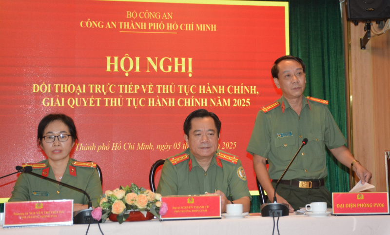 Giấy phép lái xe hết hạn dù chỉ một ngày thì người dân cũng phải thi lại -0