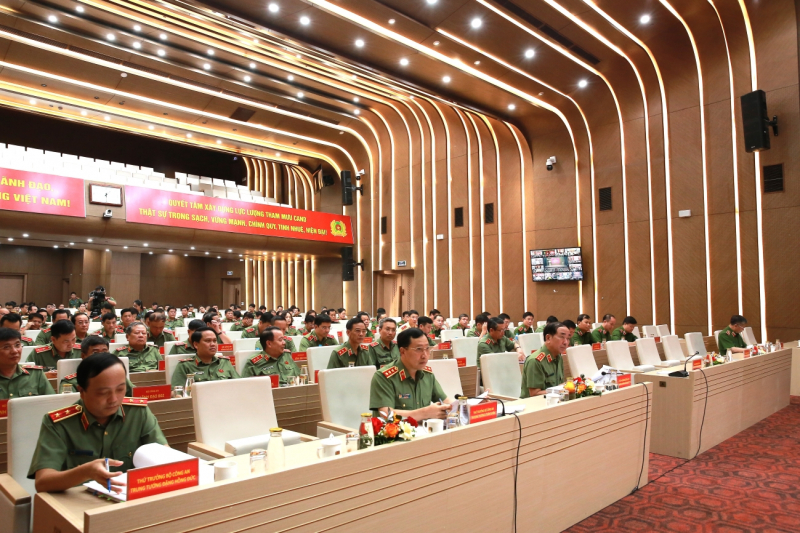 Khẩn trương, quyết liệt hoàn thành các nhiệm vụ góp phần tạo nên những dấu ấn, kỳ tích mới -0