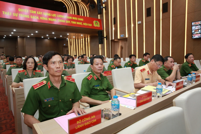Khẩn trương, quyết liệt hoàn thành các nhiệm vụ góp phần tạo nên những dấu ấn, kỳ tích mới -1