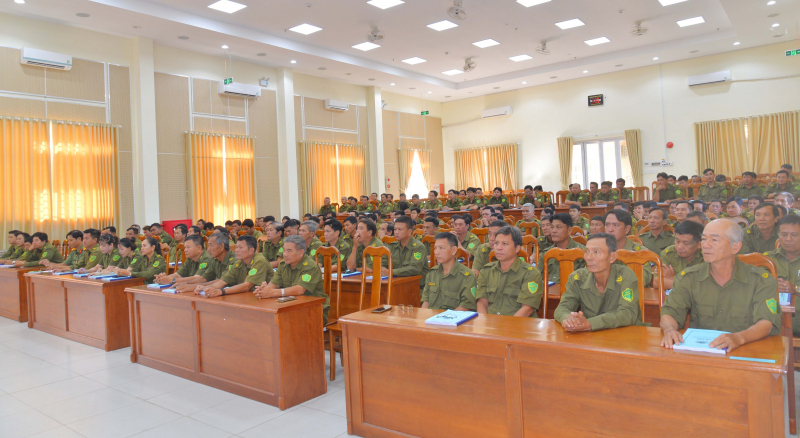 Công an tỉnh Cà Mau giải đáp thắc mắc của lực lượng bảo vệ ANTT cơ sở -0