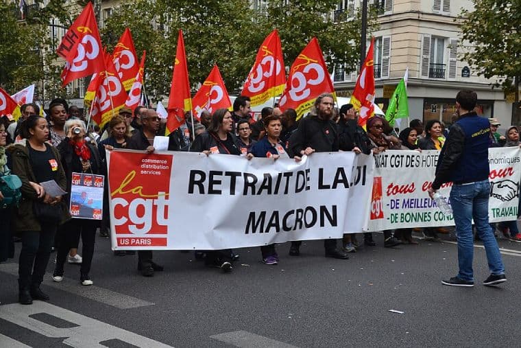 Khủng hoảng chính phủ ở Pháp thách thức khả năng cầm quyền của Tổng thống Macron -3