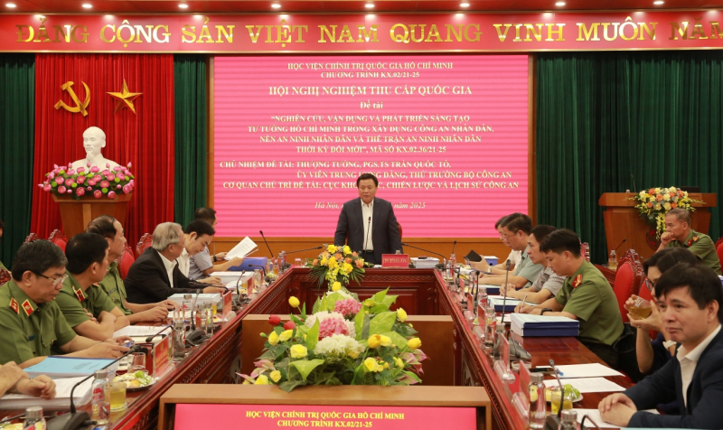 Nghiệm thu đề tài cấp Quốc gia nghiên cứu tư tưởng Hồ Chí Minh trong xây dựng, phát triển CAND -0