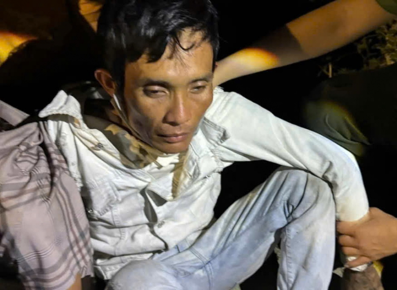 Truy bắt hai kẻ