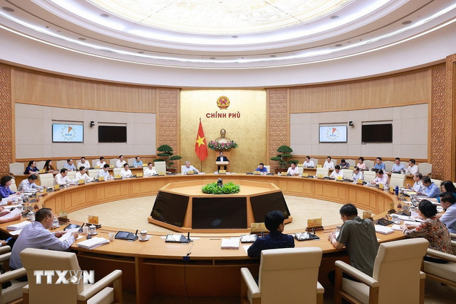 Thủ tướng: Phải đạt mục tiêu tăng trưởng kinh tế 8,3-8,5% trong năm nay -0