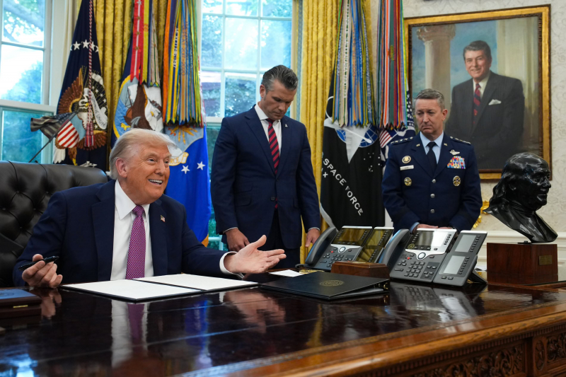 Tổng thống Mỹ Donald Trump ký sắc lệnh đổi tên Bộ Quốc phòng -0