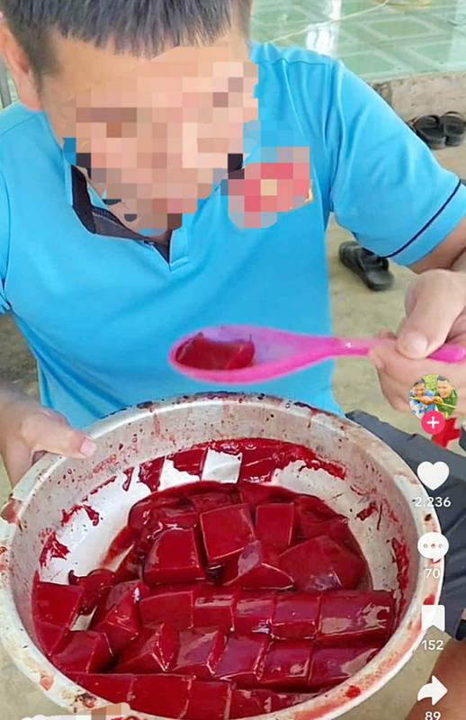 a4.jpg -2