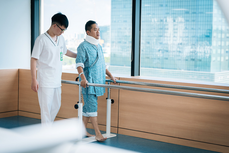 Từ nỗi lo liệt tứ chi đến hành trình hồi sinh tại Bệnh viện Mặt Trời -0