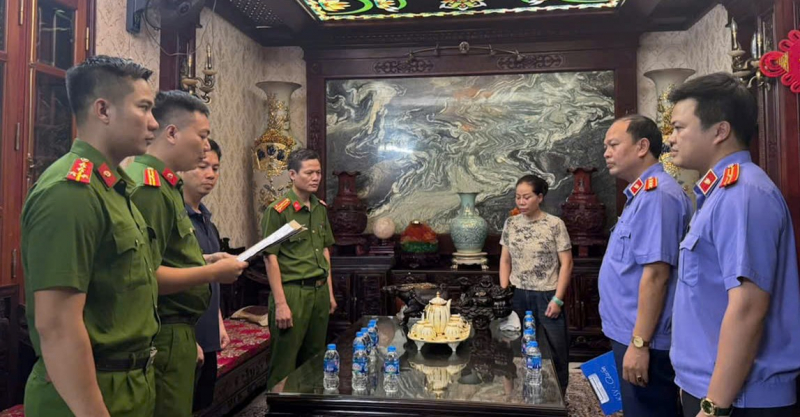 Bắt tạm giam 2 bị can liên quan đến ổ nhóm tội phạm do Ý “ẻng” cầm đầu -0