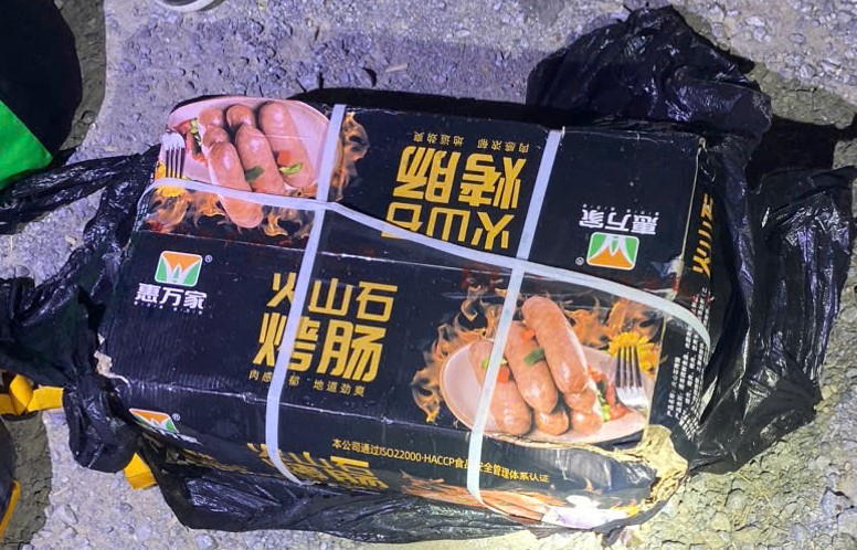 Cảnh sát giao thông Thanh Hoá thu giữ hơn 400 kg thực phẩm “nhập lậu” -0