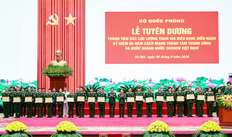 Bộ Quốc phòng tuyên dương các lực lượng tham gia nhiệm vụ A80