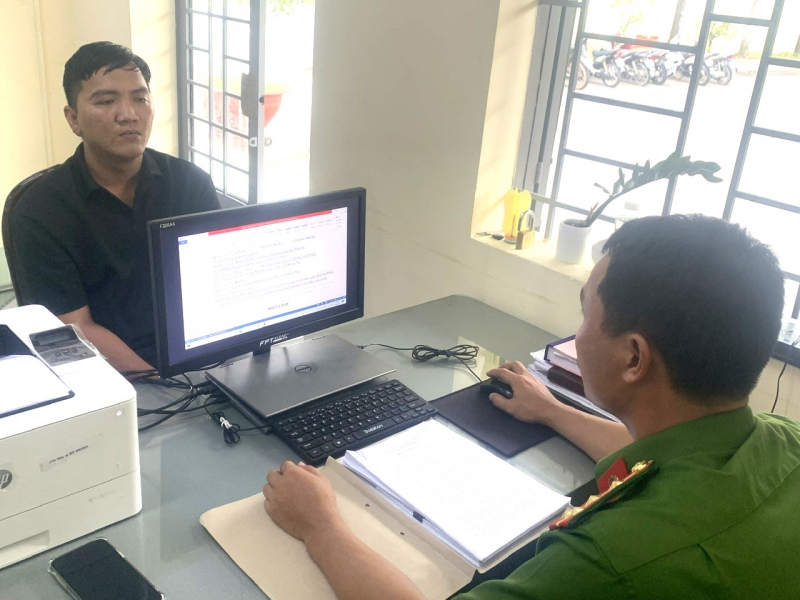 Bắt giữ 4 đối tượng bắt giữ người trái pháp luật để đòi nợ -0