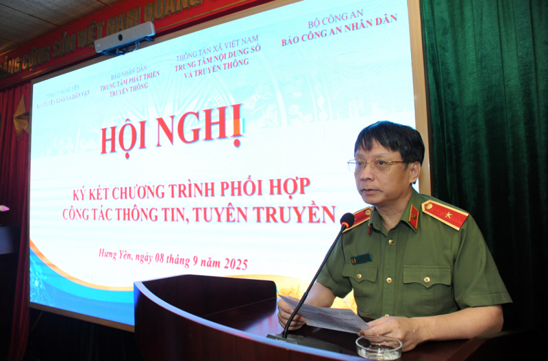 Ký kết phối hợp tuyên truyền, quảng bá hình ảnh đất và người Hưng Yên -0