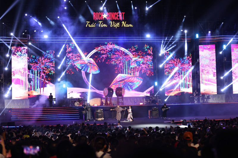 Chương trình “Rock Concert - Trái tim Việt Nam”: Khơi dậy khát vọng tuổi trẻ, tinh thần tự hào dân tộc -0