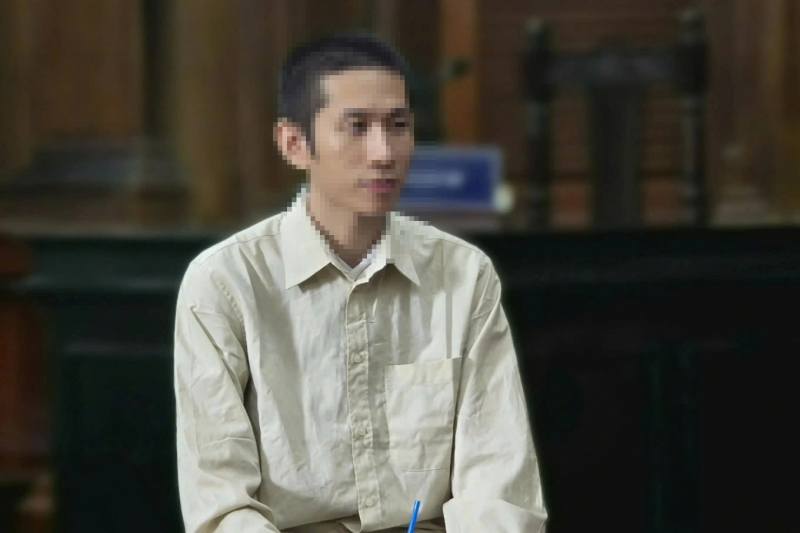 Tuyên án 10 năm tù thầy giáo dạy Anh văn chém bạn tình đồng giới -0