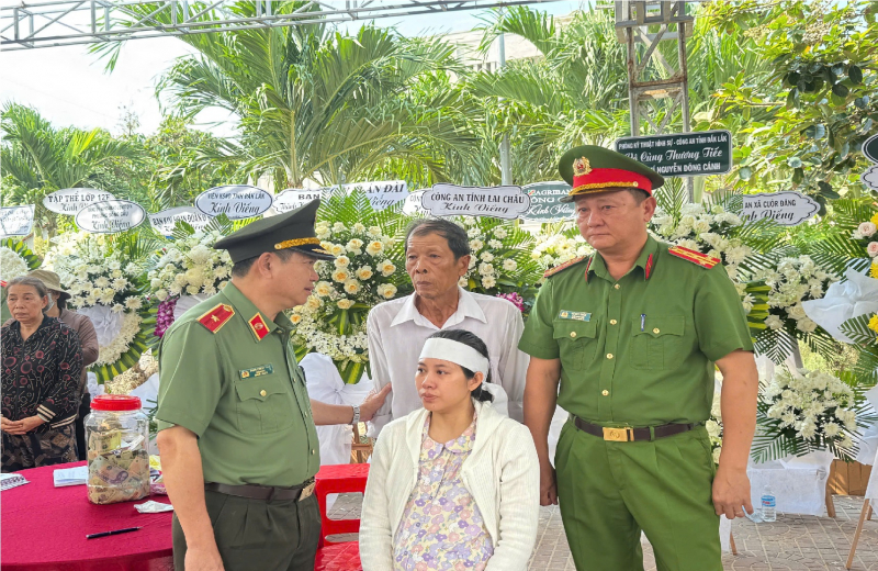 Phát động phong trào thi đua, noi gương tấm gương dũng cảm của Liệt sĩ Nguyễn Đông Cánh -0