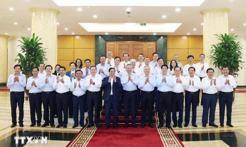 Bộ Chính trị làm việc với Ban Thường vụ Đảng ủy Chính phủ -0