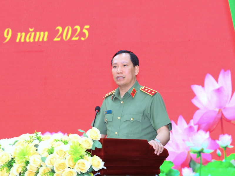 Deputy Minister Le Van Tuyen attends opening ceremony of 2025–2026 academic year of People’s Public Security University of Technology and Logistics -0