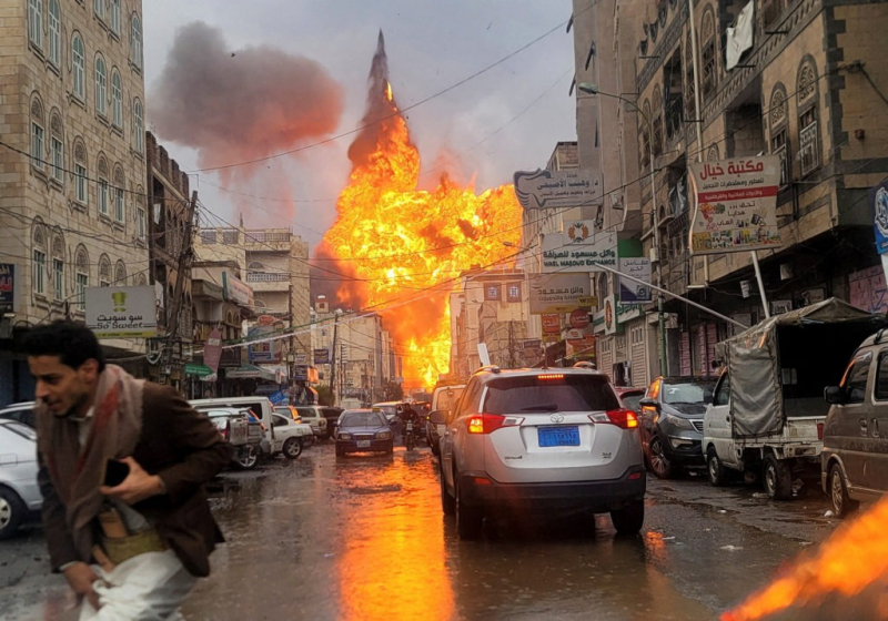 Israel dội bão lửa vào lãnh thổ Yemen, ít nhất 35 người chết -0