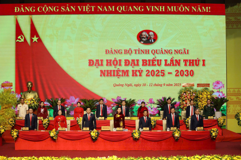 Khai mạc Đại hội đại biểu Đảng bộ tỉnh Quảng Ngãi lần thứ I -0