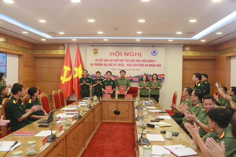 Trường Đại học Kỹ thuật-Hậu cần CAND và Học viện Quân y ký kết Biên bản hợp tác -0