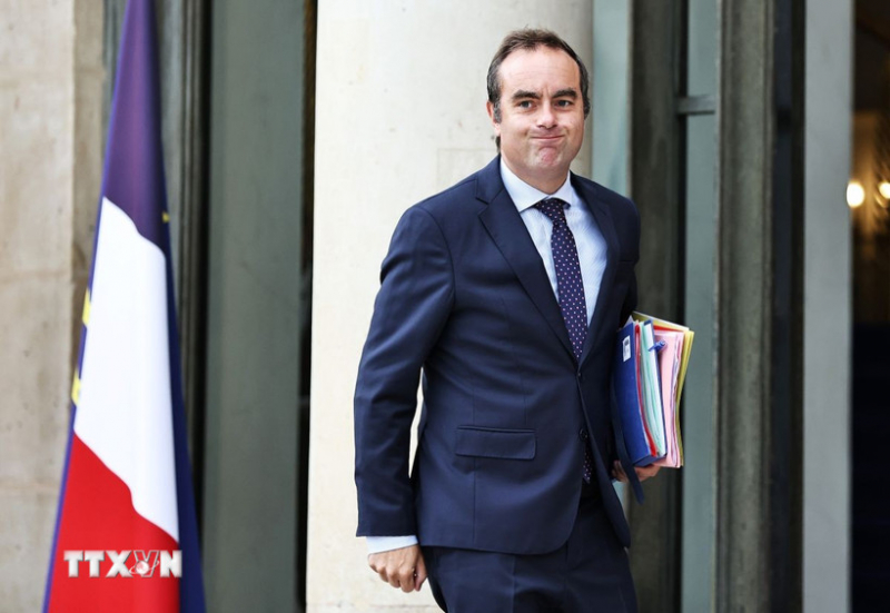 Thủ tướng Phạm Minh Chính điện mừng Thủ tướng Cộng hòa Pháp -0