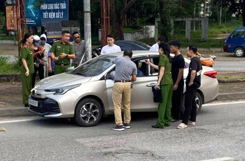 Tạm giữ hình sự lái xe taxi