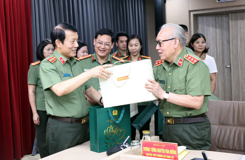 Tri ân những đóng góp thầm lặng của Đoàn K79 -1