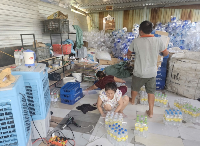 Biến axit axetic công nghiệp thành giấm ăn, tiêu thụ hơn 1.000 lít mỗi ngày -0