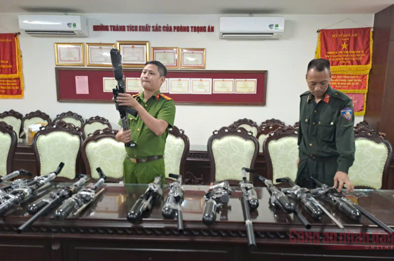 Triệt phá đường dây chế tạo, mua bán vũ khí trái phép trên toàn quốc -0