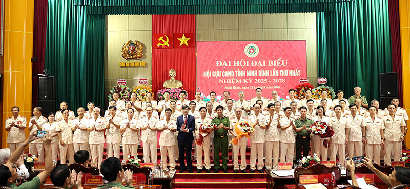 Đại hội đại biểu Hội Cựu Công an nhân dân tỉnh Ninh Bình lần thứ Nhất, nhiệm kỳ 2025-2028 -0