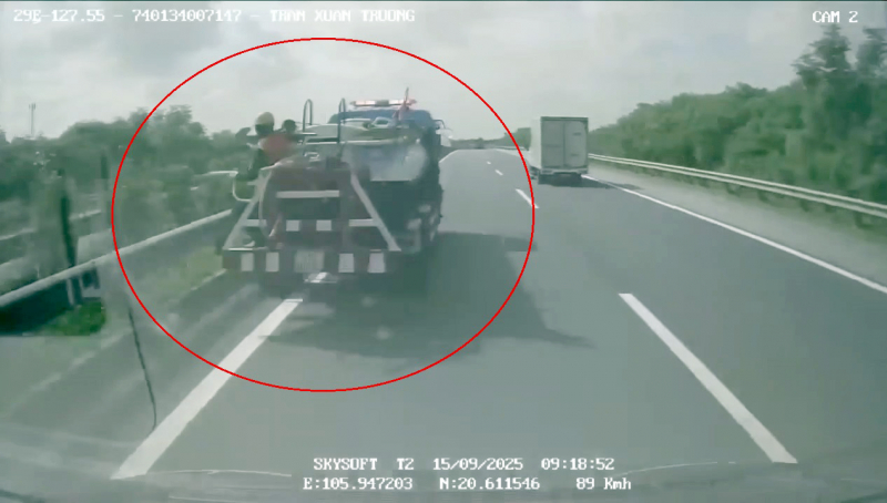 Vụ tai nạn liên hoàn trên cao tốc:  -0