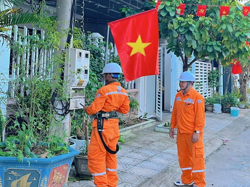 EVNNPC: Kết quả hoạt động sản xuất kinh doanh tháng 8/2025 và nhiệm vụ trọng tâm tháng 9/2025 -0