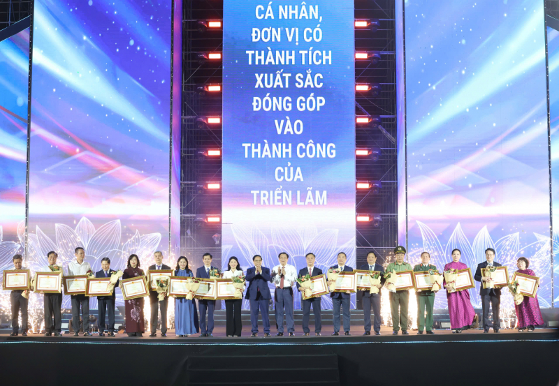 Bế mạc Triển lãm thành tựu đất nước “80 năm hành trình Độc lập – Tự do – Hạnh phúc” -0