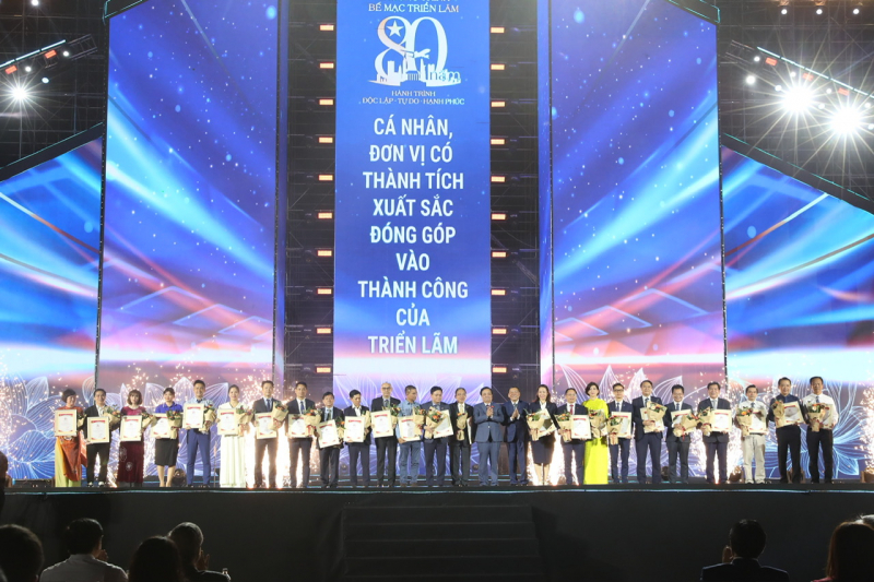 Bế mạc Triển lãm thành tựu đất nước “80 năm hành trình Độc lập – Tự do – Hạnh phúc”